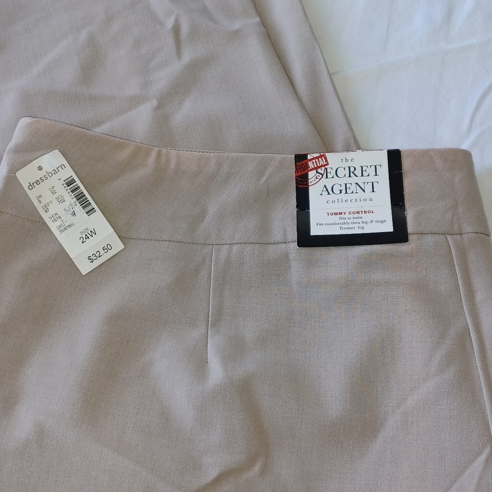 NWT Roz & Ali The Secret Agent Collection Pull-On Khaki Pant 24W Tummy Control